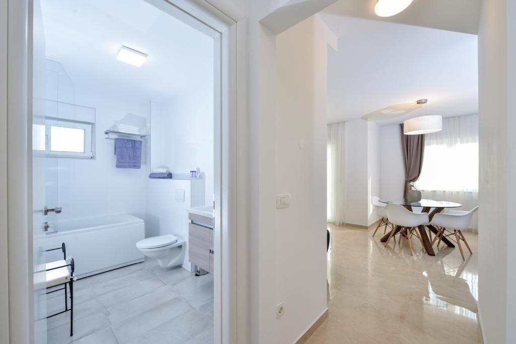 Luxury Apartment Arta-2 With Heated Pool And Jacuzzi Bibinje Εξωτερικό φωτογραφία