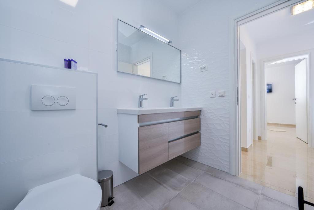 Luxury Apartment Arta-2 With Heated Pool And Jacuzzi Bibinje Εξωτερικό φωτογραφία